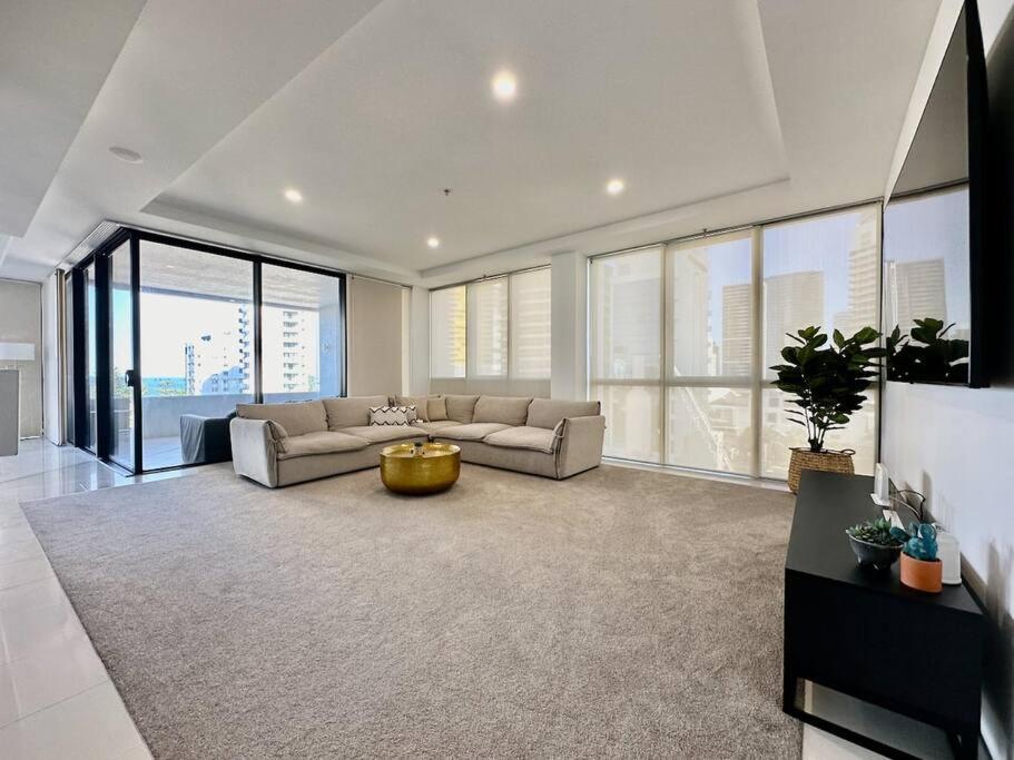 Amazing Aria Luxury on the 8th floor, Broadbeach
