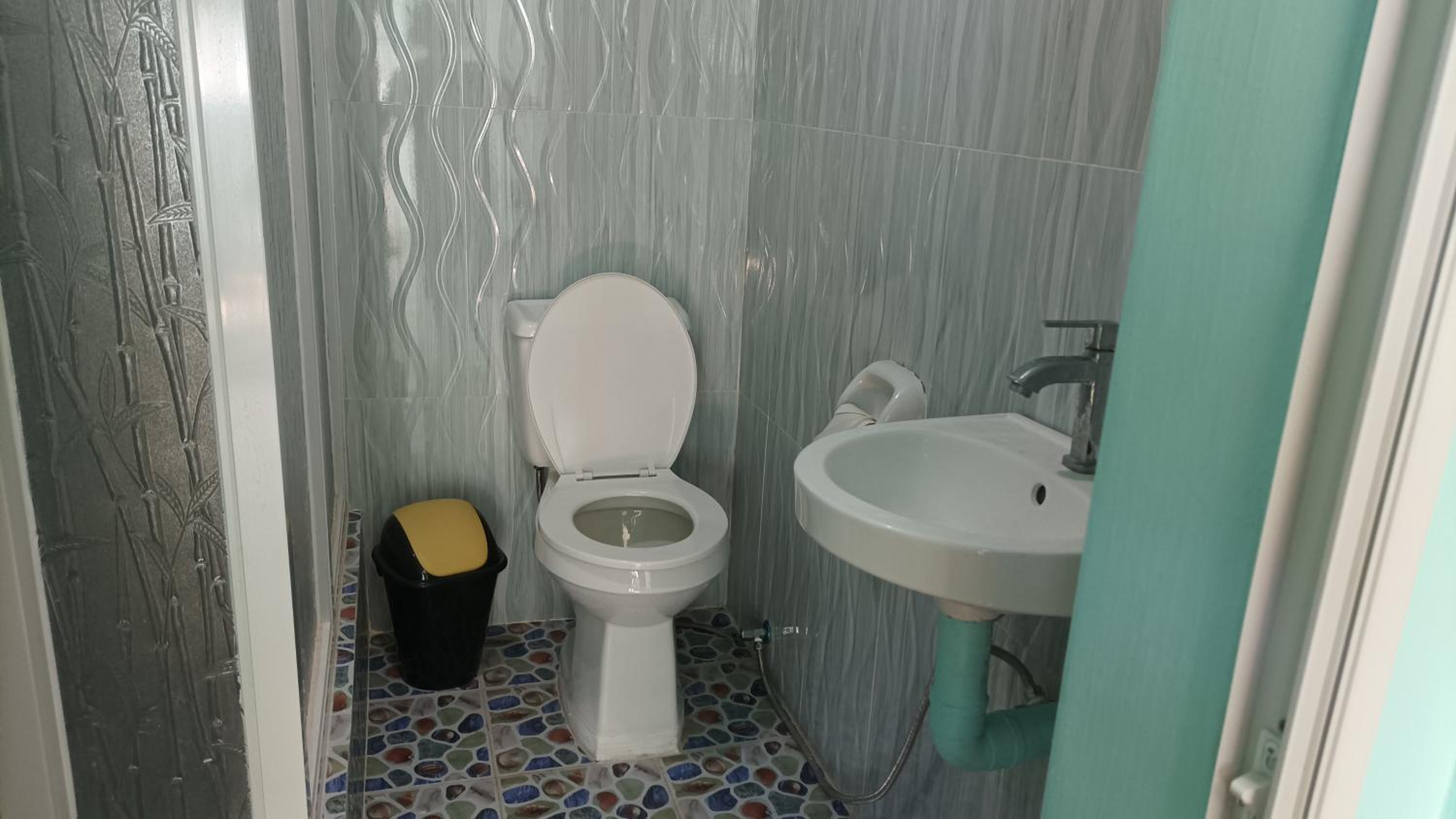Village Guest House, Hundred Islands view 3