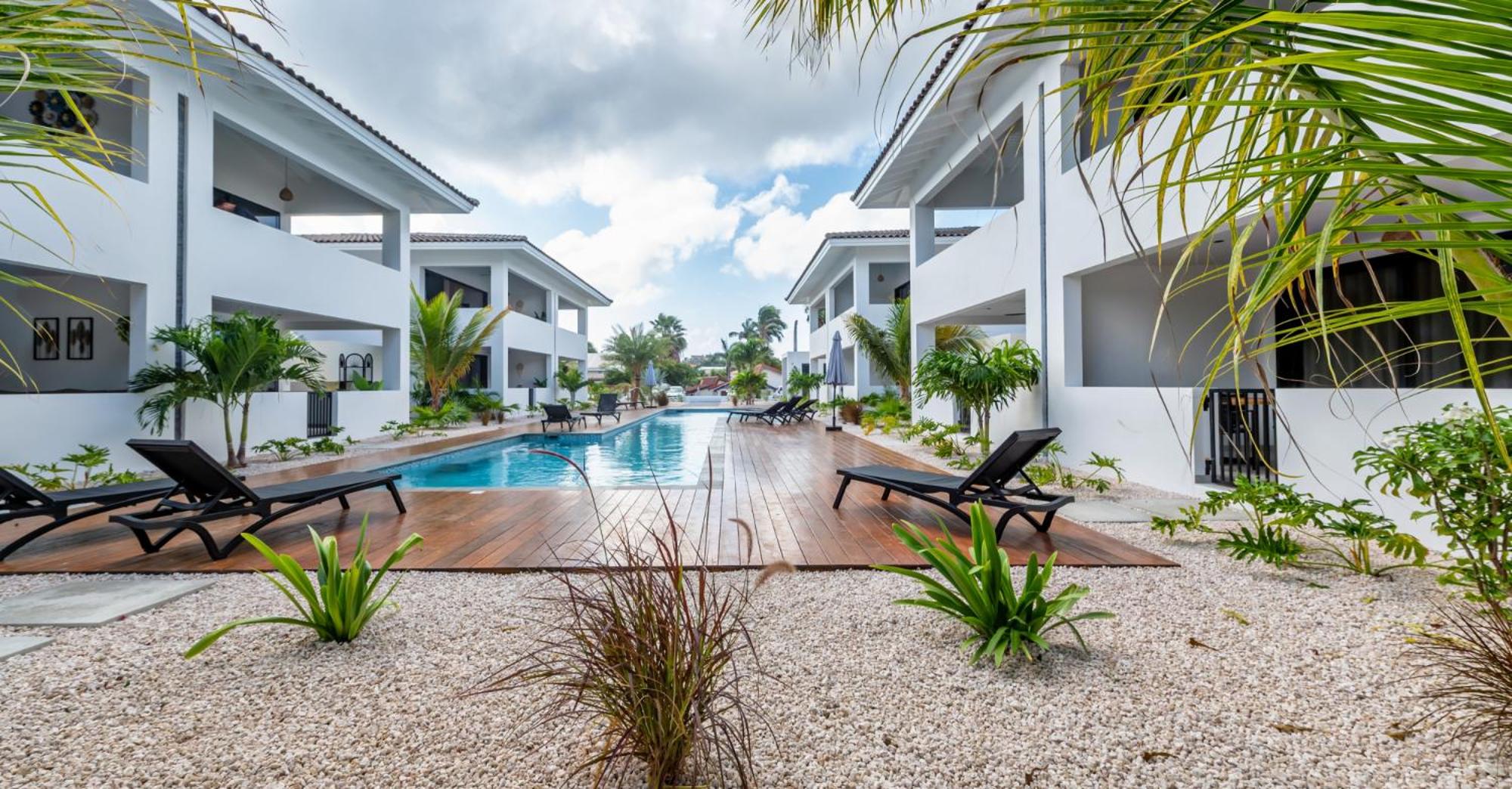 Palm Tree Curaçao - A brand new Penthouse just minutes from the beach