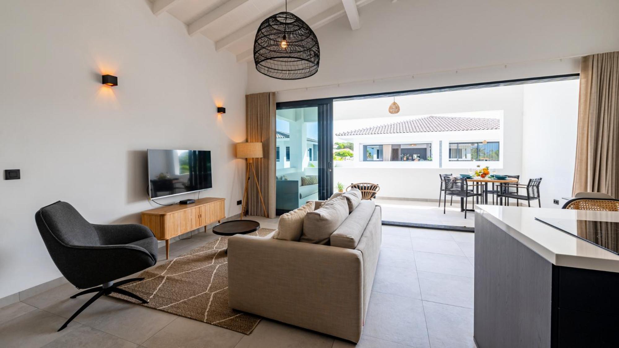 Palm Tree Curaçao - A brand new Penthouse just minutes from the beach