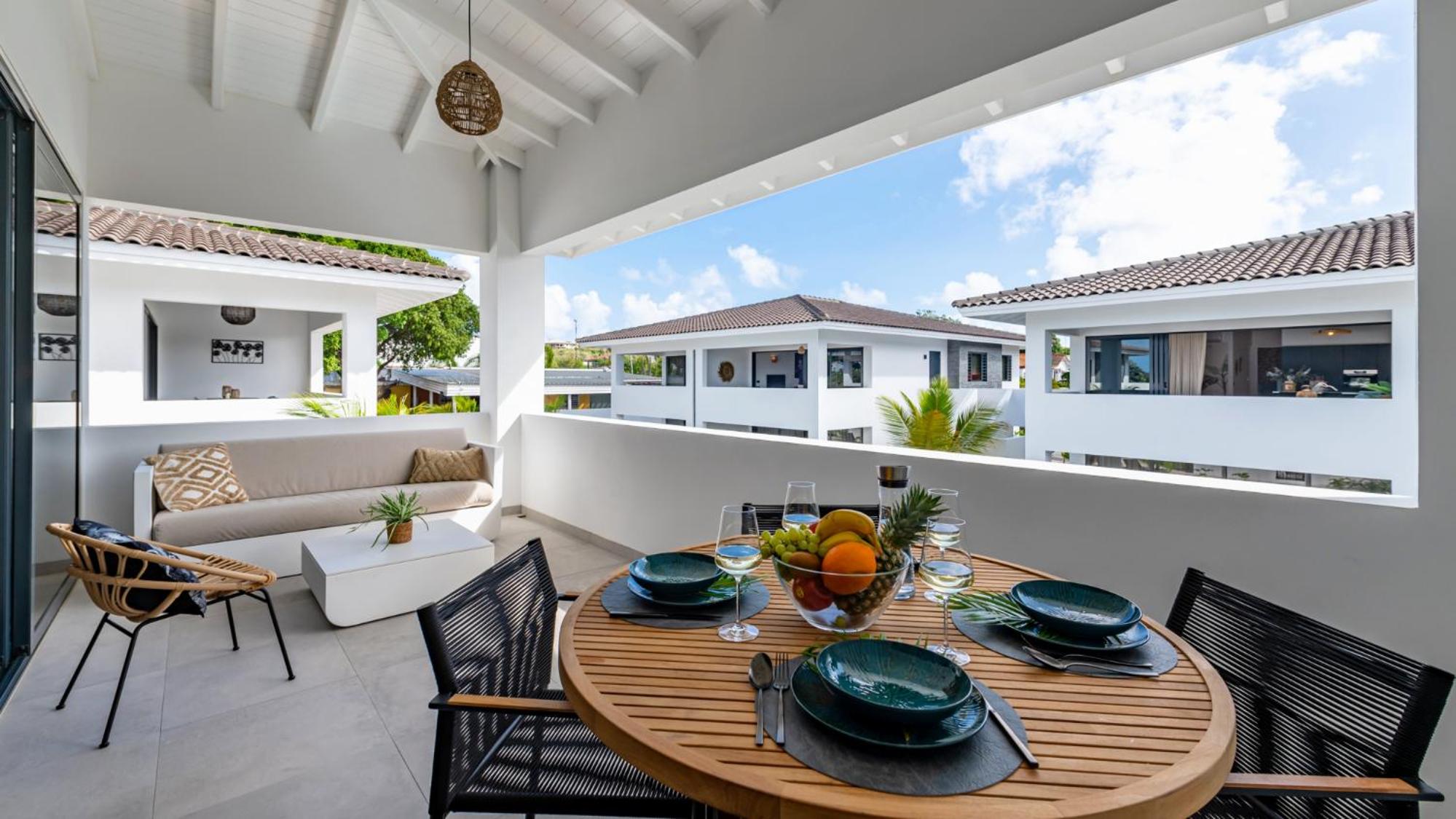 Palm Tree Curaçao - A brand new Penthouse just minutes from the beach