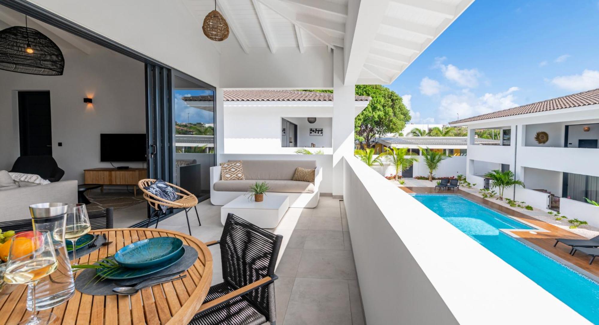 Palm Tree Curaçao - A brand new Penthouse just minutes from the beach
