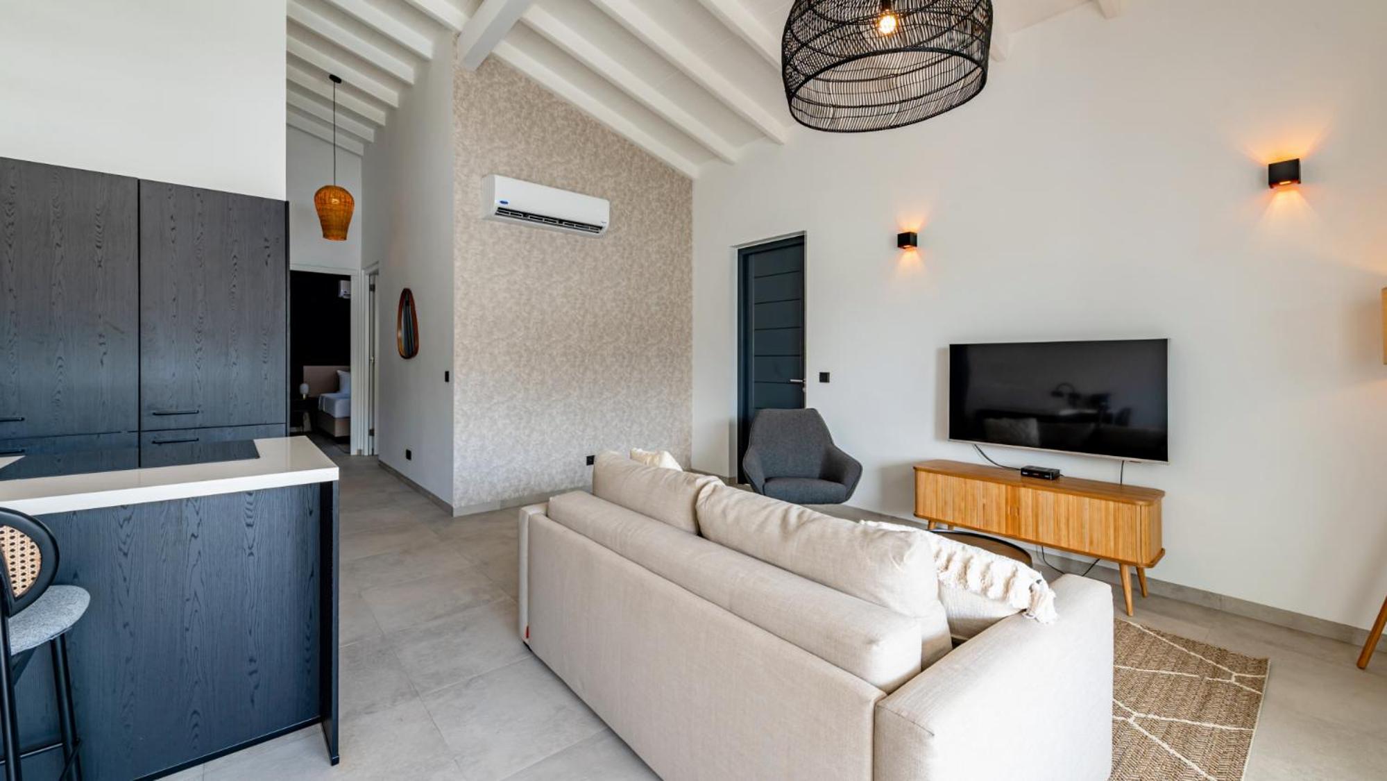 Palm Tree Curaçao - A brand new Penthouse just minutes from the beach