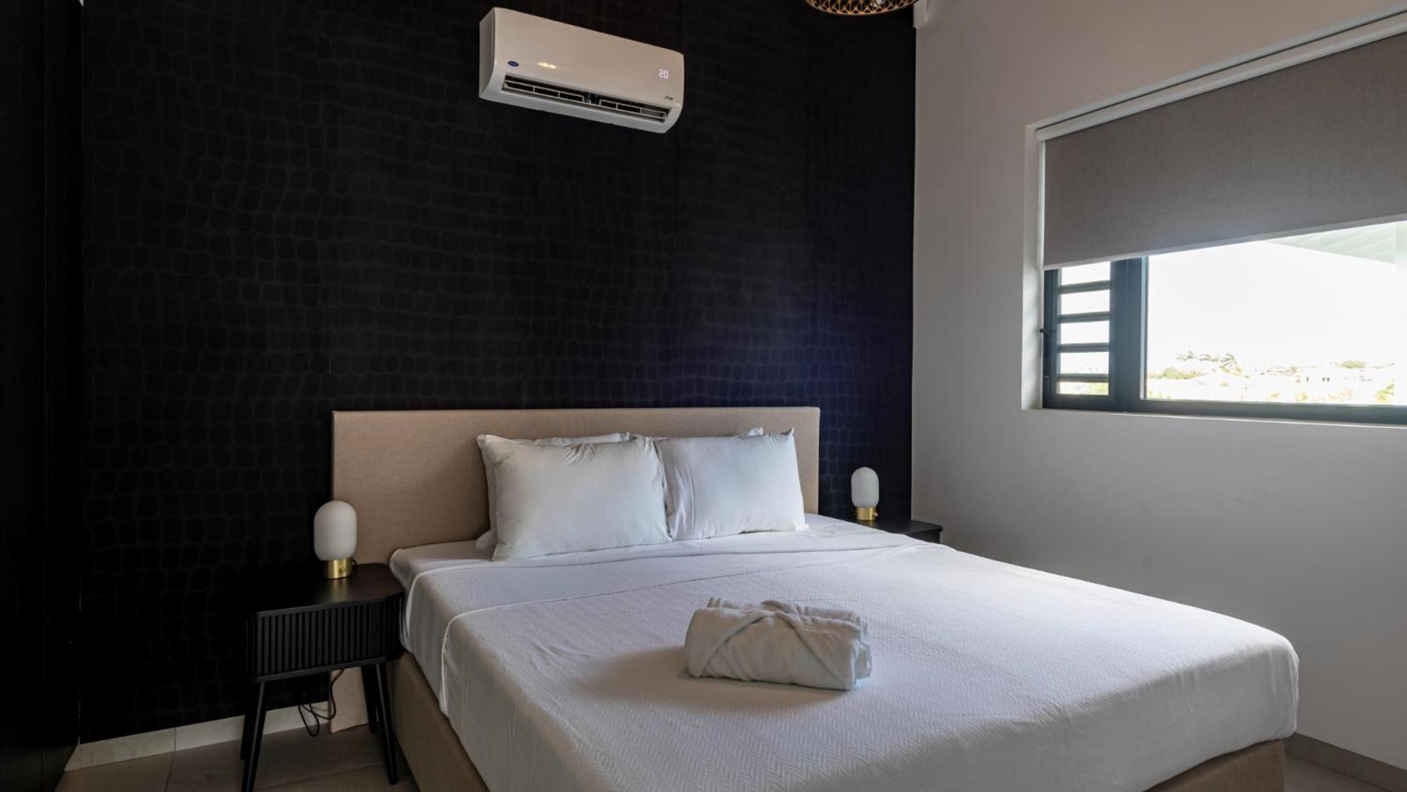 Palm Tree Curaçao - A brand new Penthouse just minutes from the beach