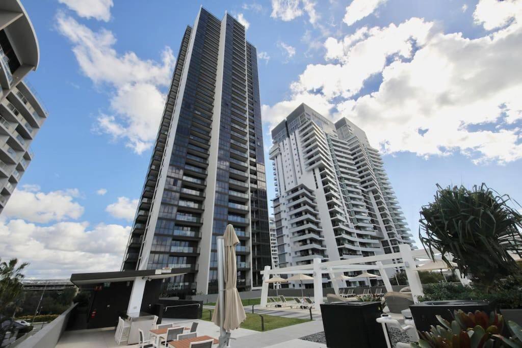 Ocean Views, Broadbeach #604 Beaches