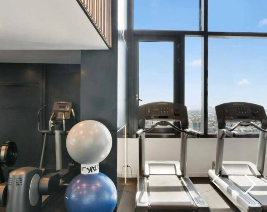 Luxury River Views - Skytower L53#Free Parking