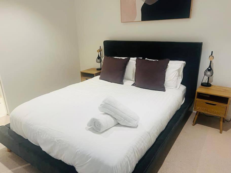 Luxury River Views - Skytower L53#Free Parking