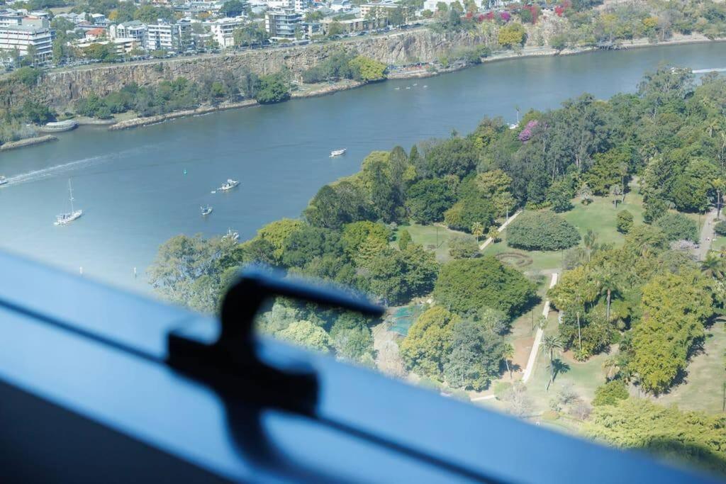 Luxury River Views - Skytower L53#Free Parking