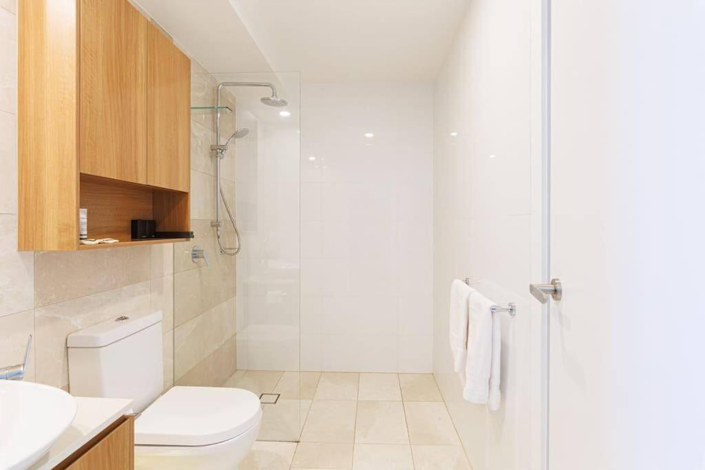 Luxury River Views - Skytower L53#Free Parking