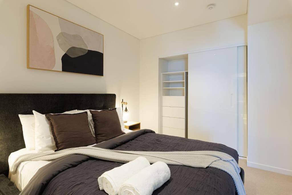 Luxury River Views - Skytower L53#Free Parking