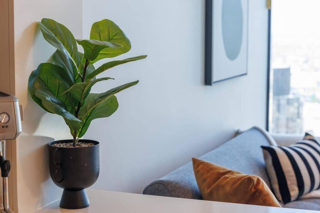 Luxury River Views - Skytower L53#Free Parking