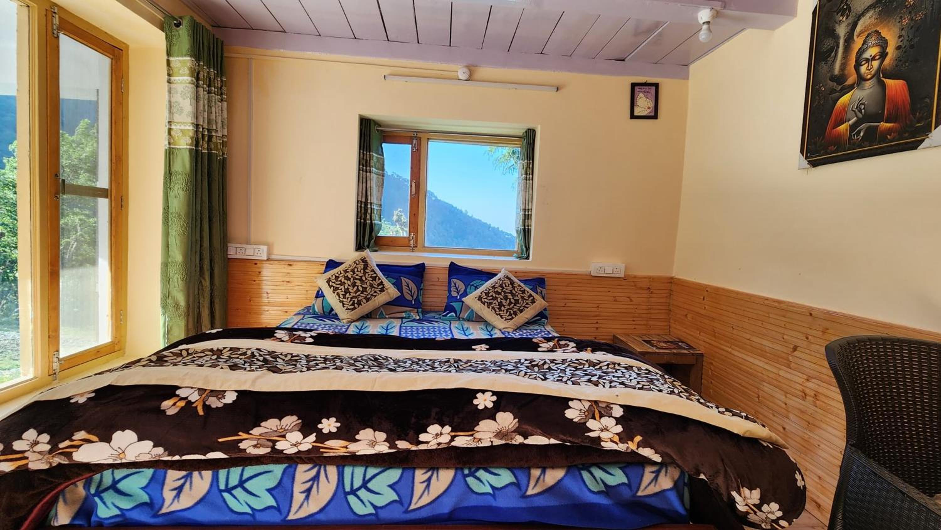 kudrat Mud House and Camps