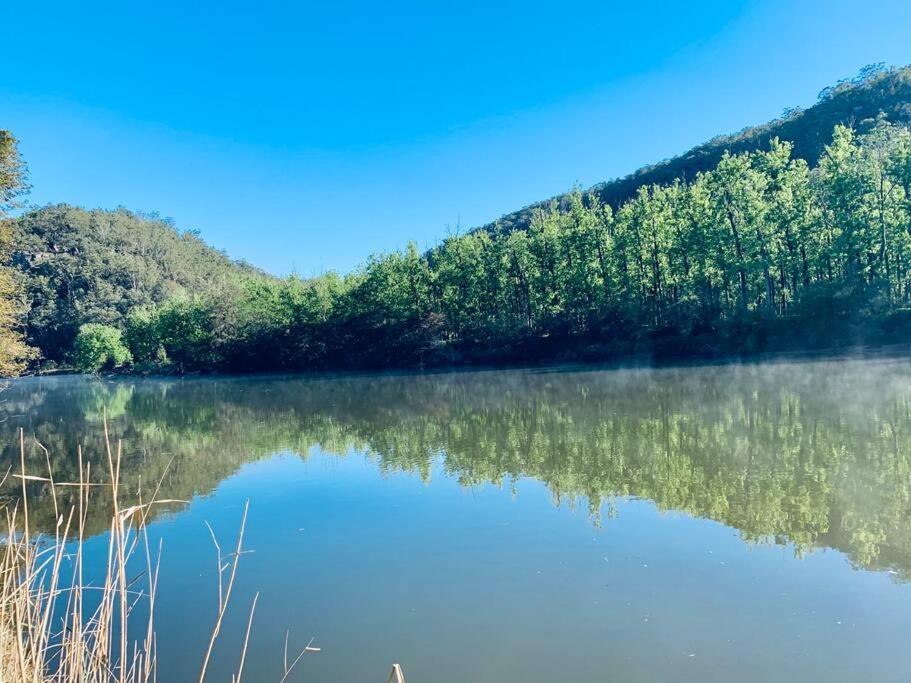 Hawkesbury Wisemans Ferry - Private riverside oasis
