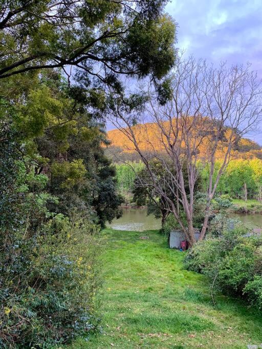 Hawkesbury Wisemans Ferry - Private riverside oasis