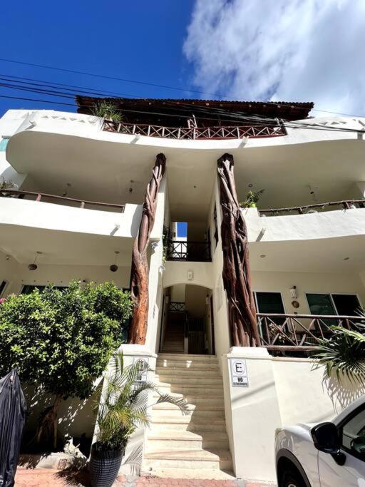 Modern Luxury 2BR 2BA Near Mamitas Beach Club view 5