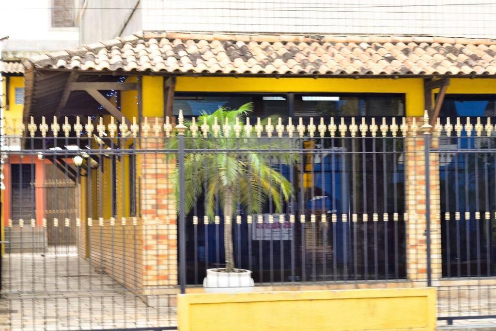 Casa/Apartamento duplex com cozinha americana.