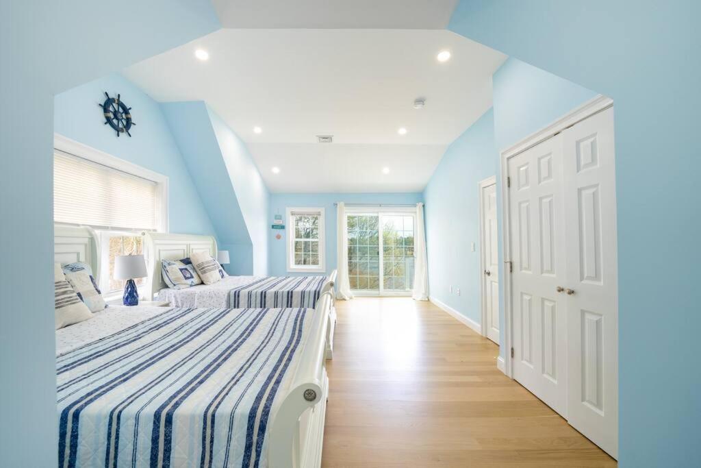 40 - 4BR Lakeview - Lakeside retreat near GJK View view 5