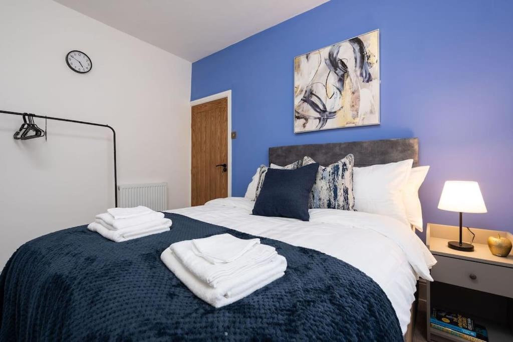 Home in Merseyside, Birkenhead, Wirral Peninsular, photo 9