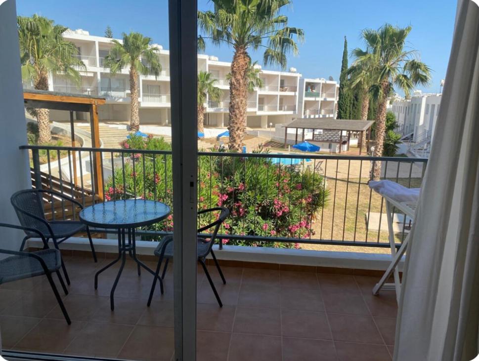 Cyprus Studio with pool near Beach