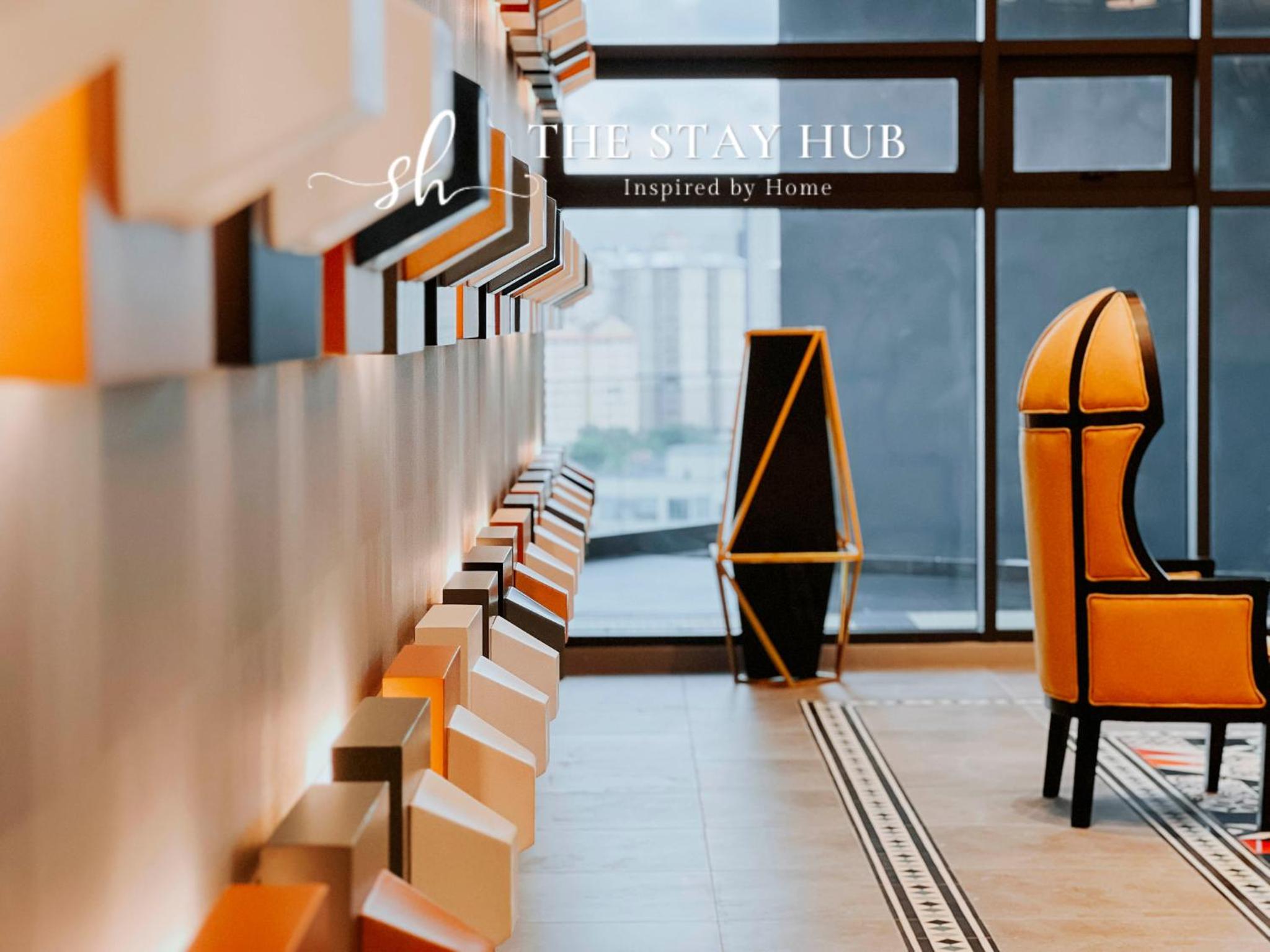 Arte Cheras Luxury Suites - Near TBS & MRT - Easy Access to TRX, Stadium -Bukit Jalil, KLCC- Free 1Parking