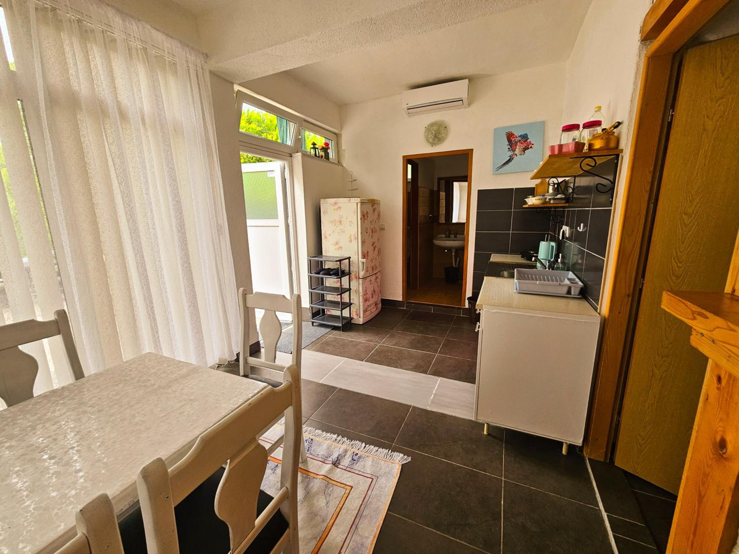 Apartment Bijela ladja