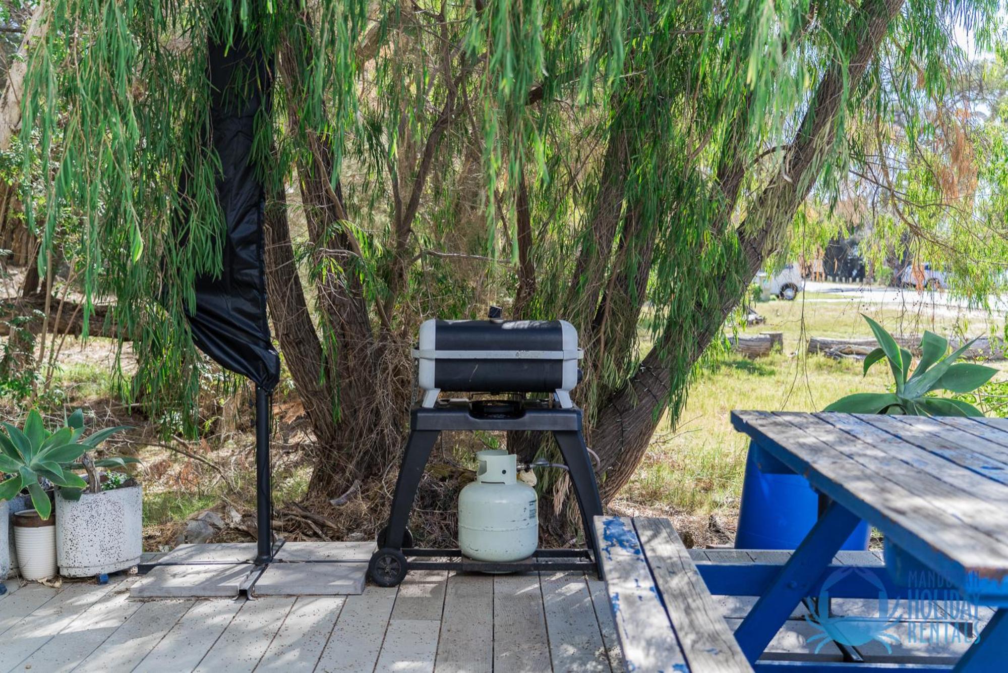 Relax At Dawesville Estuary