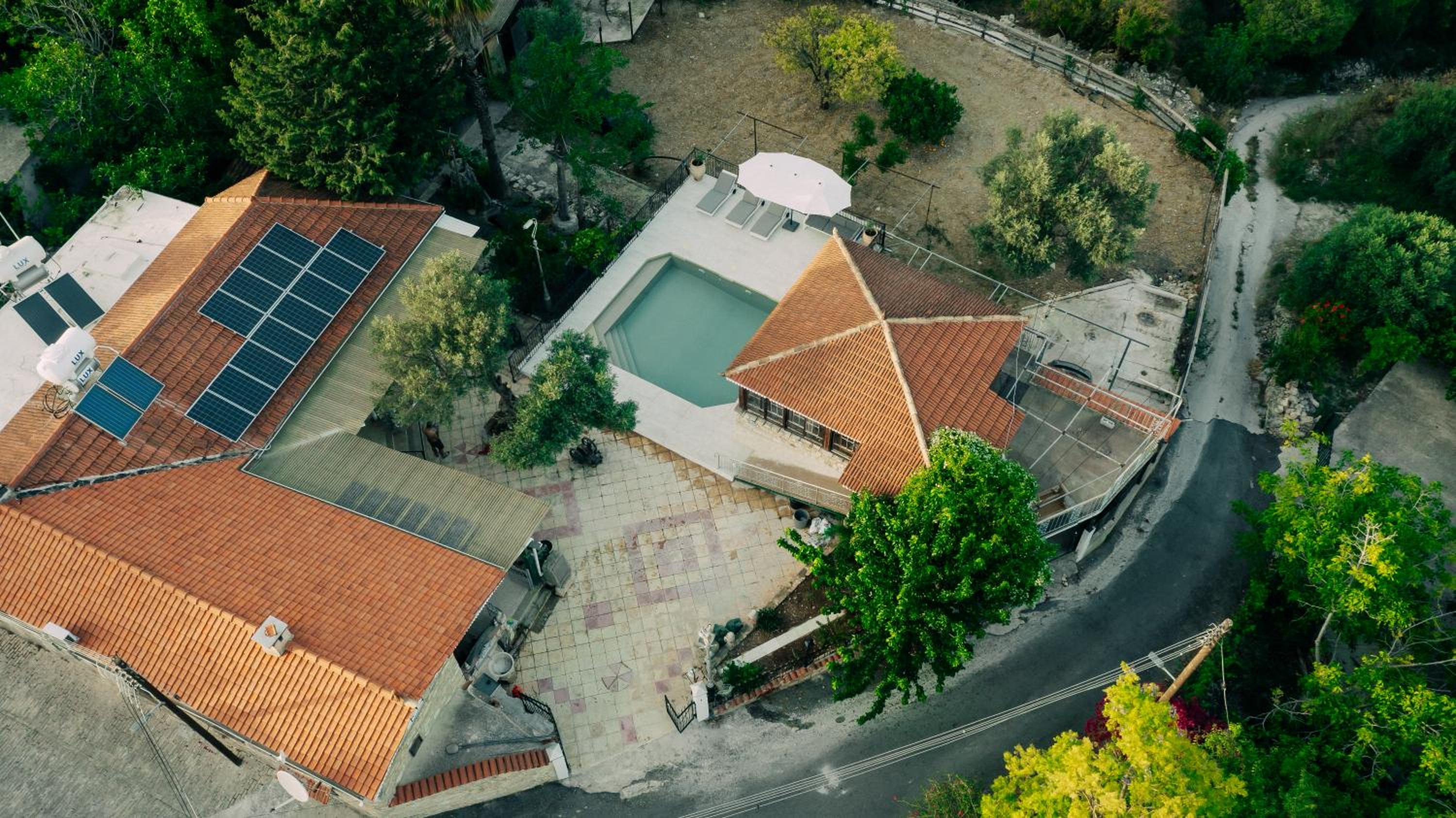 Retreat Kritou Tera