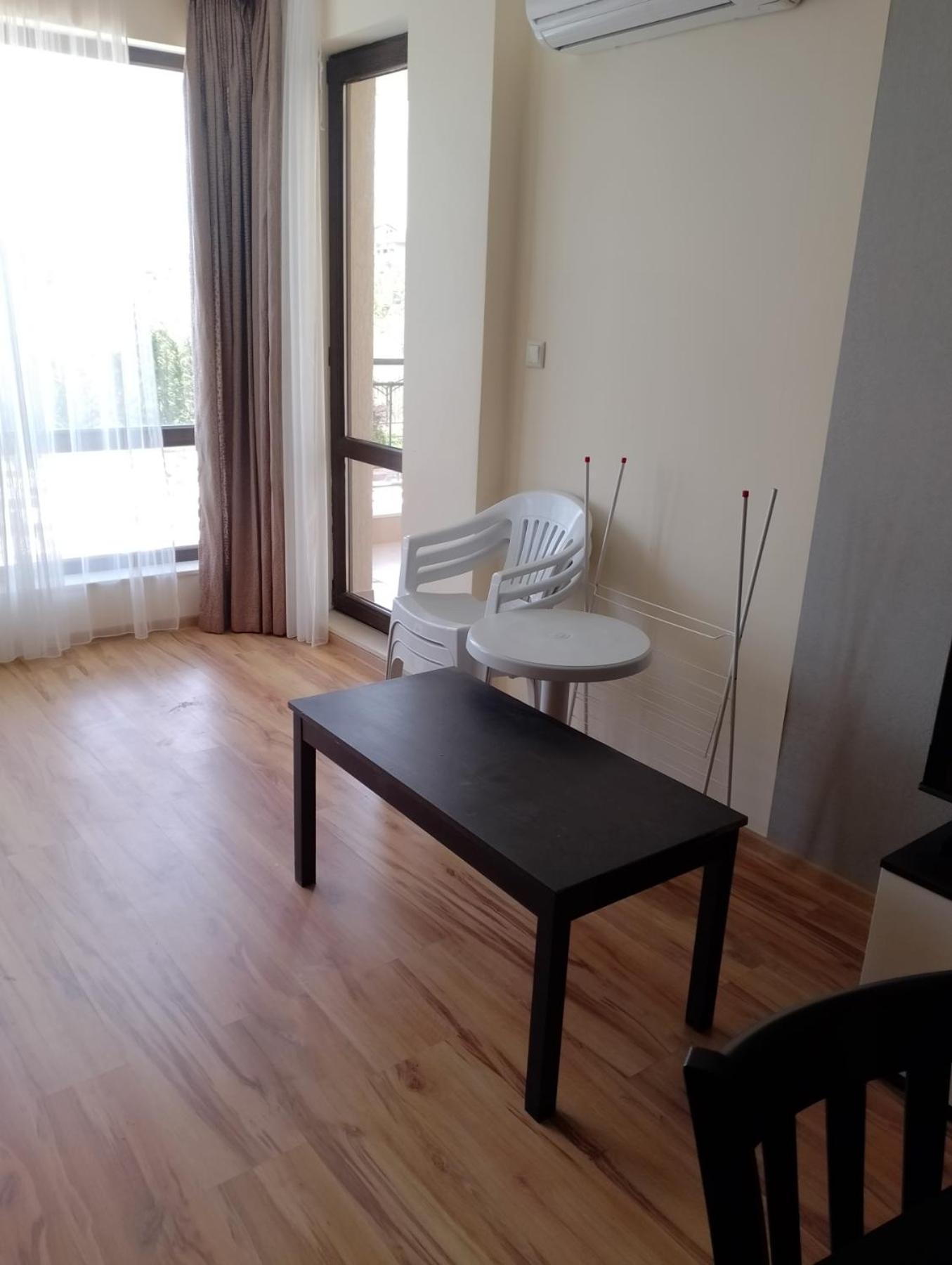 Macon Residence Apartments in Saint Vlas