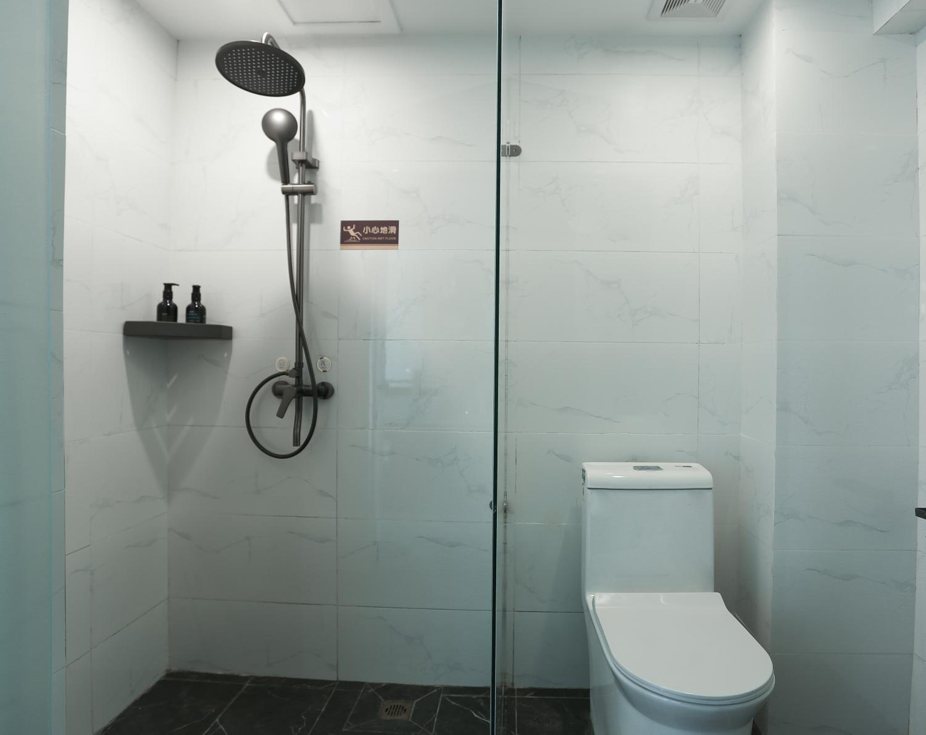 云泊青年酒店乌鲁木齐高铁站店 Yunbo Youth Hostel Ürümqi