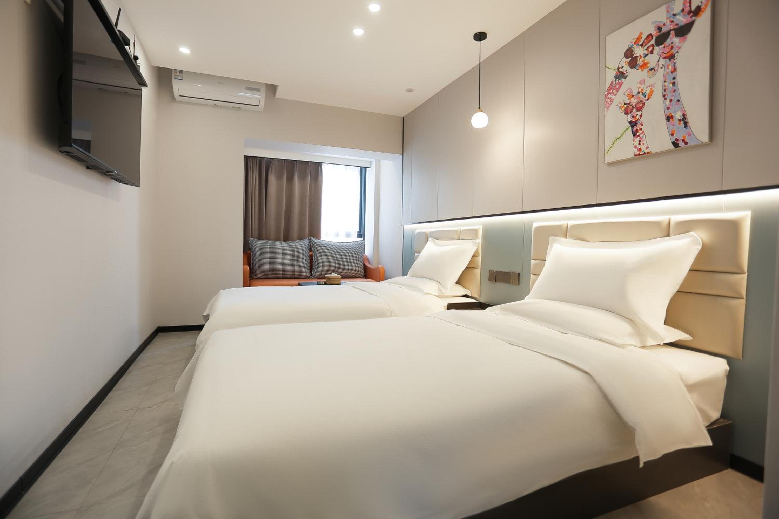 云泊青年酒店乌鲁木齐高铁站店 Yunbo Youth Hostel Ürümqi