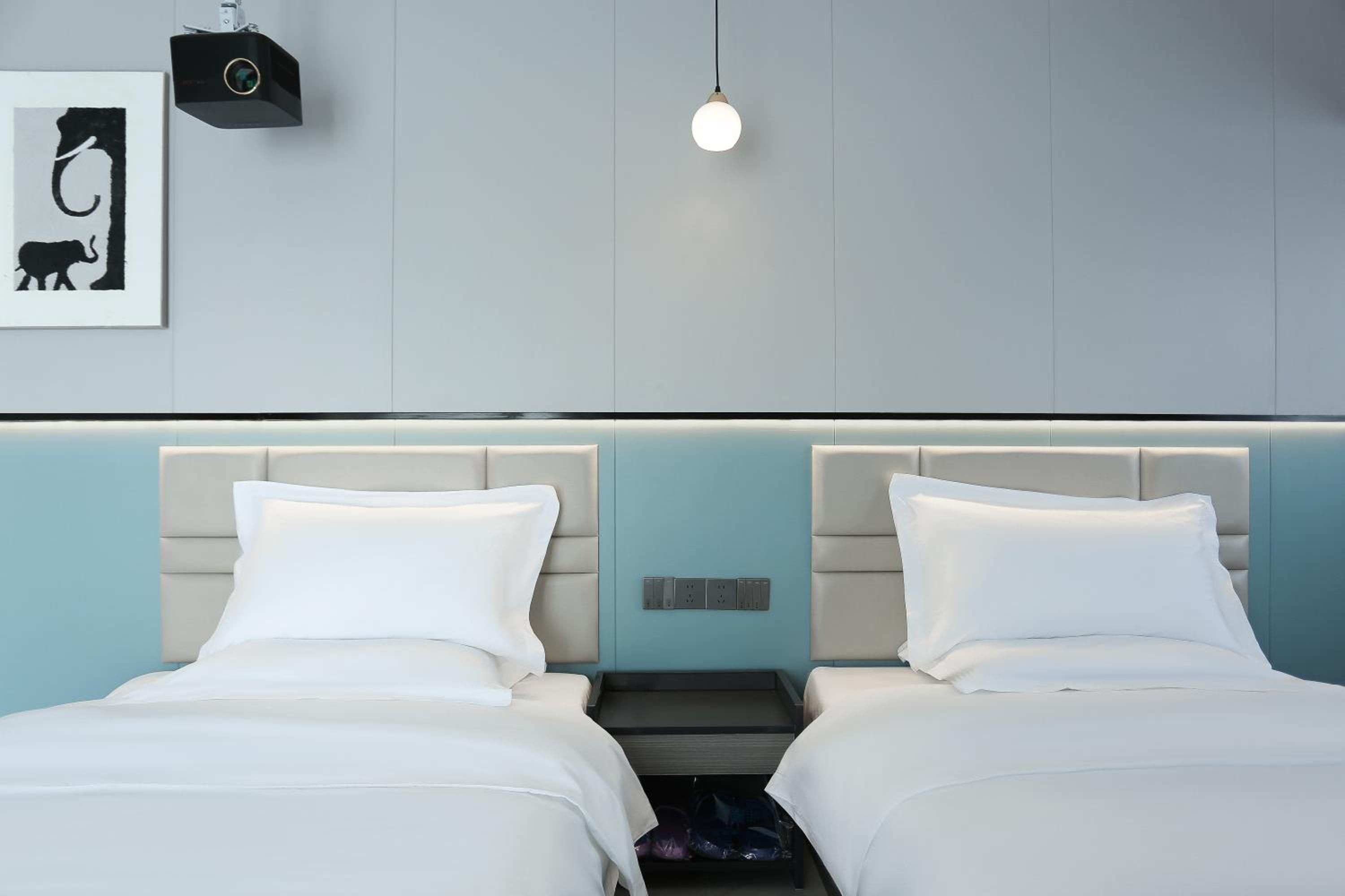 云泊青年酒店乌鲁木齐高铁站店 Yunbo Youth Hostel Ürümqi