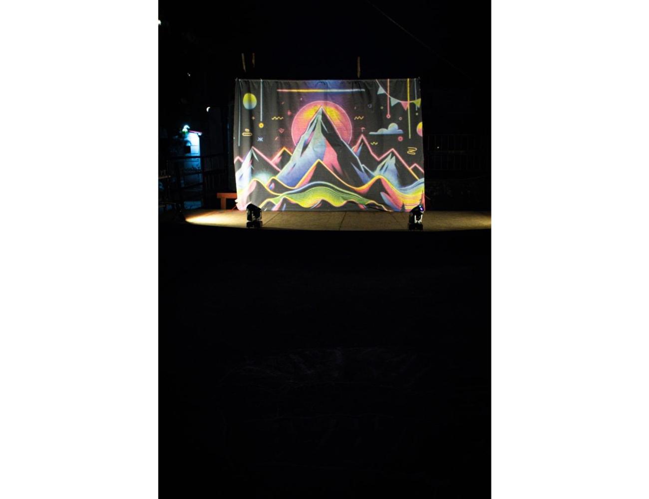 Event-First Bunkotel