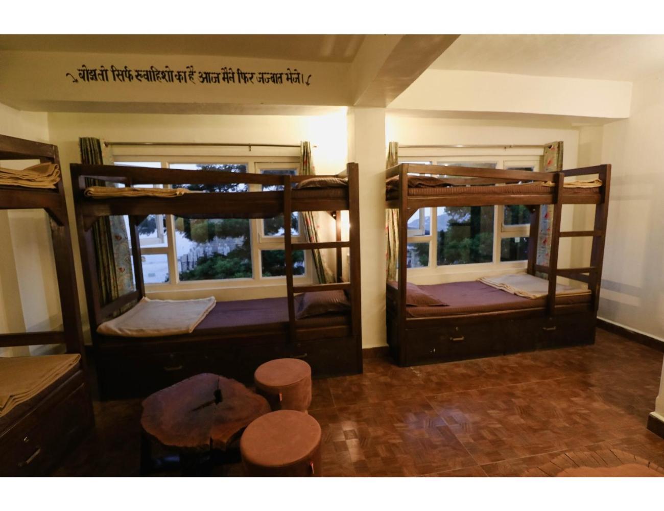 Event-First Bunkotel