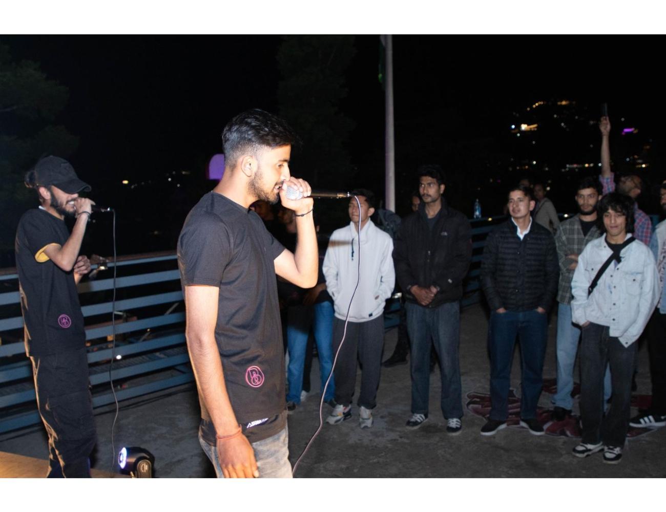 Event-First Bunkotel