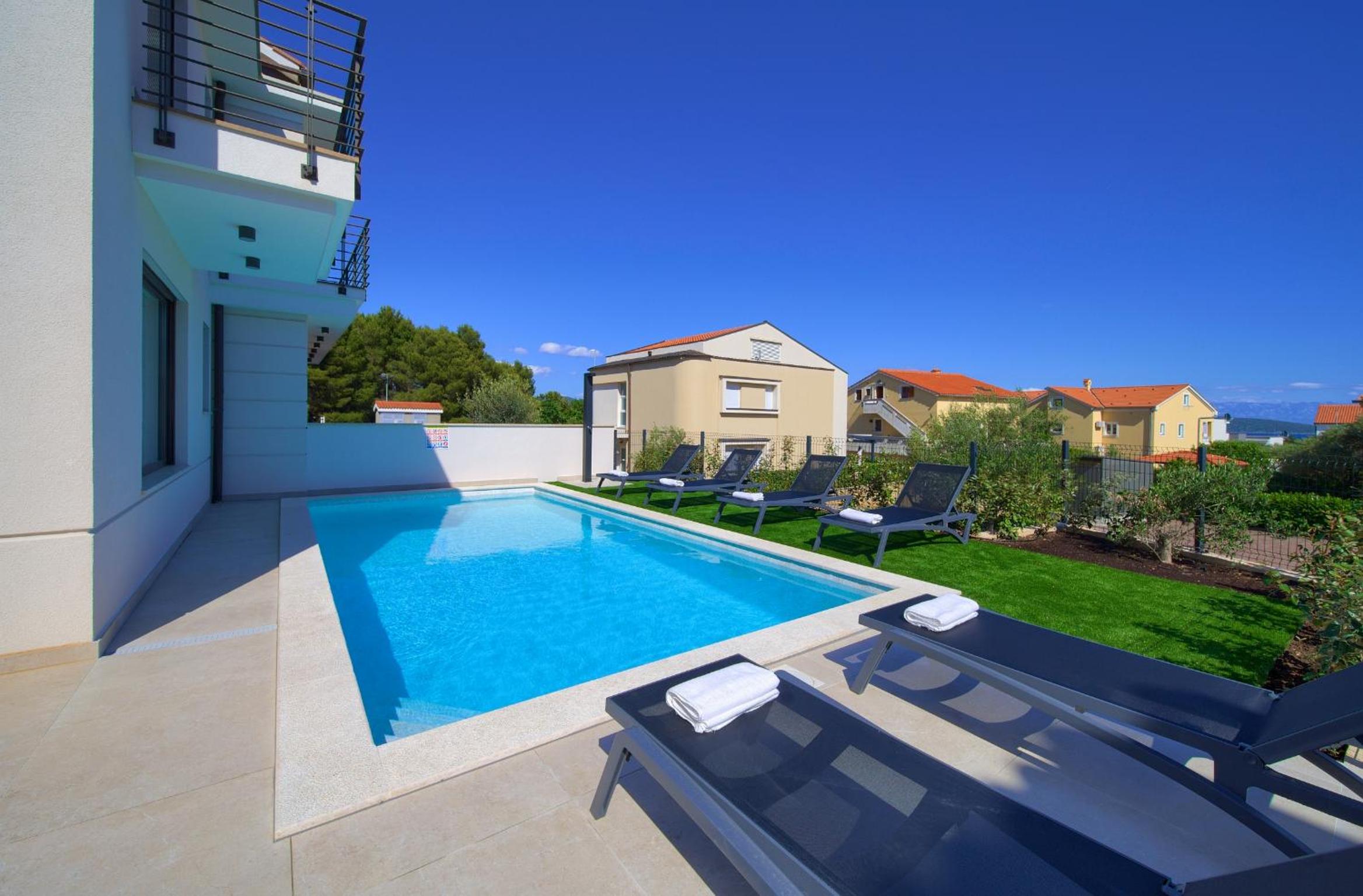 Holiday house Fra&La with private pool
