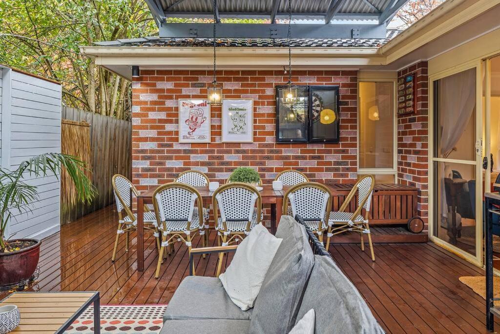 Gloria of Healesville