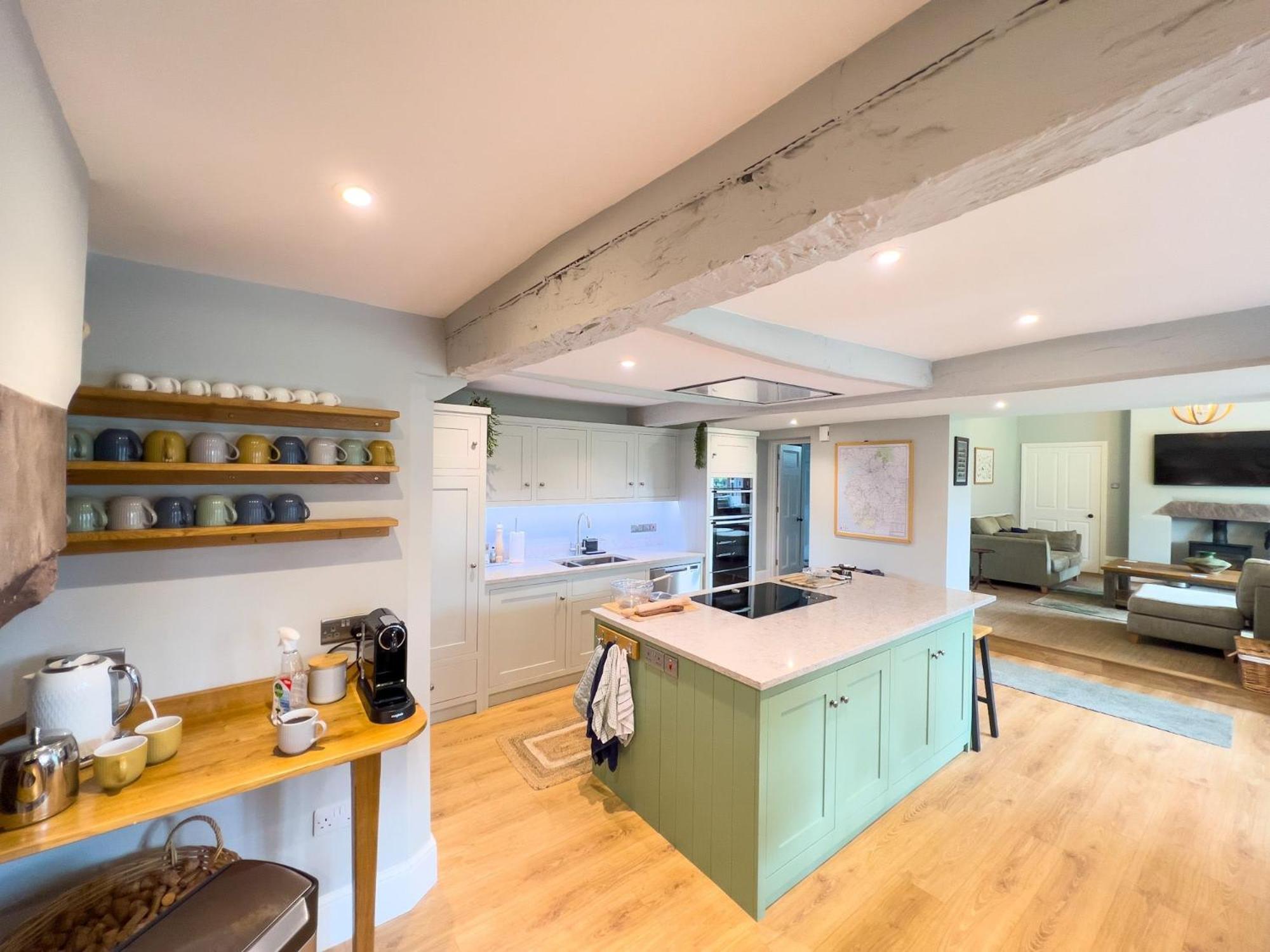 High House Cottage, Southwaite in a rural setting with garden, BBQ & hot tub