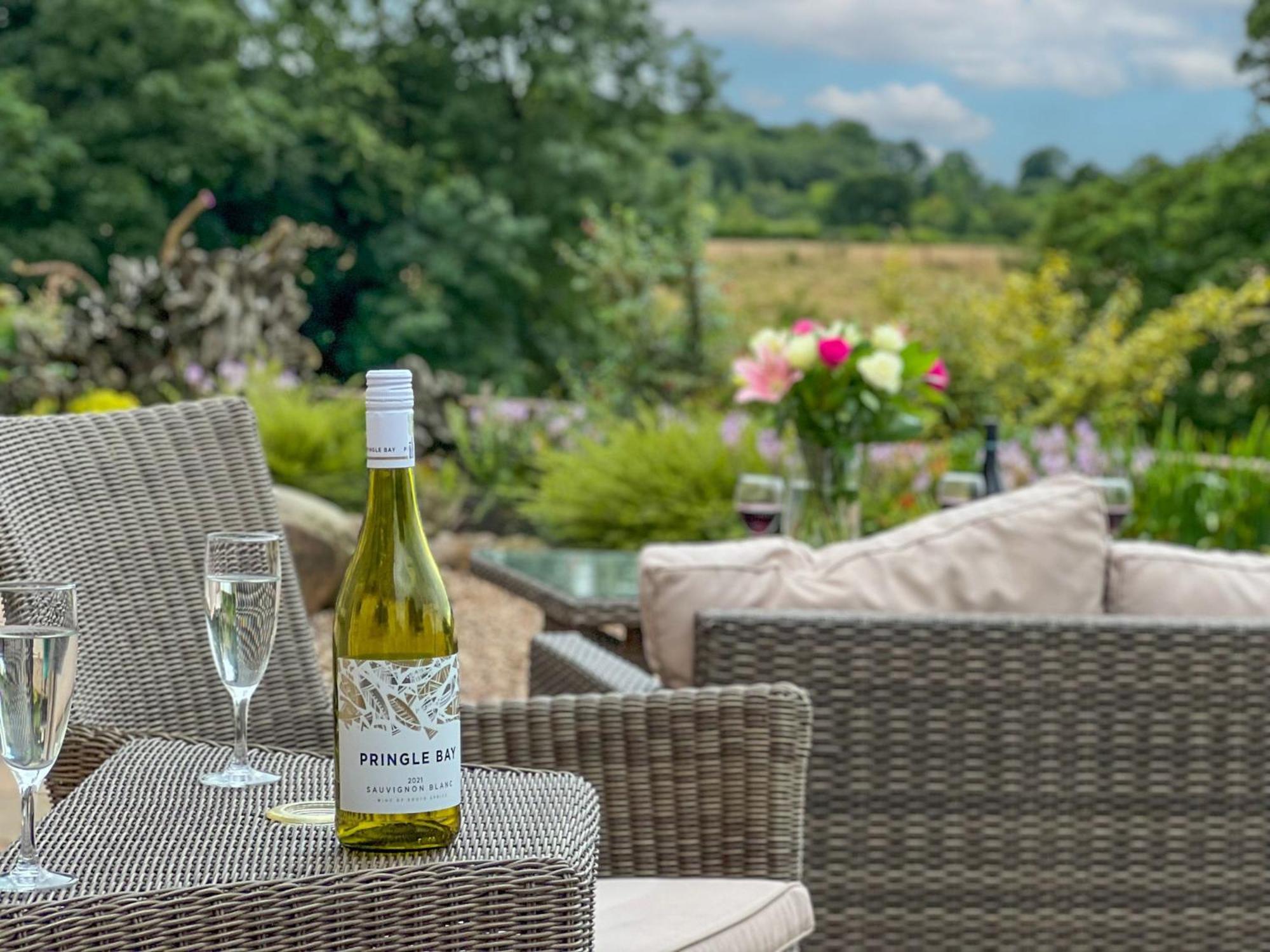 High House Cottage, Southwaite in a rural setting with garden, BBQ & hot tub