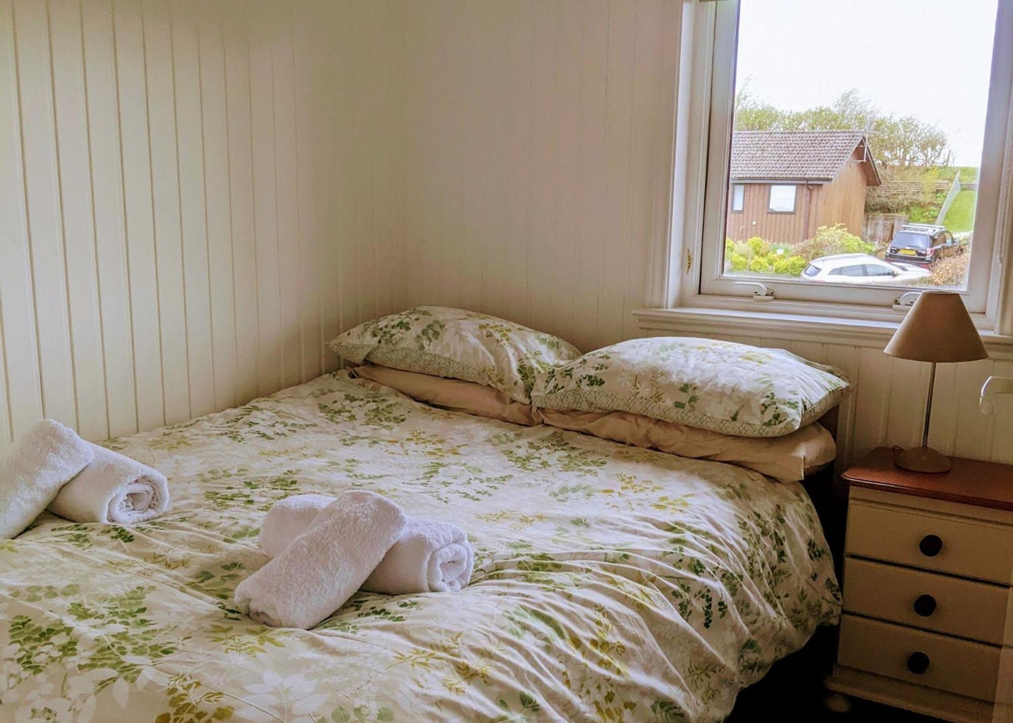 Sparrows Nest, Yanwath a dog friendly lodge only 10 minute drive to Lake Ullswater