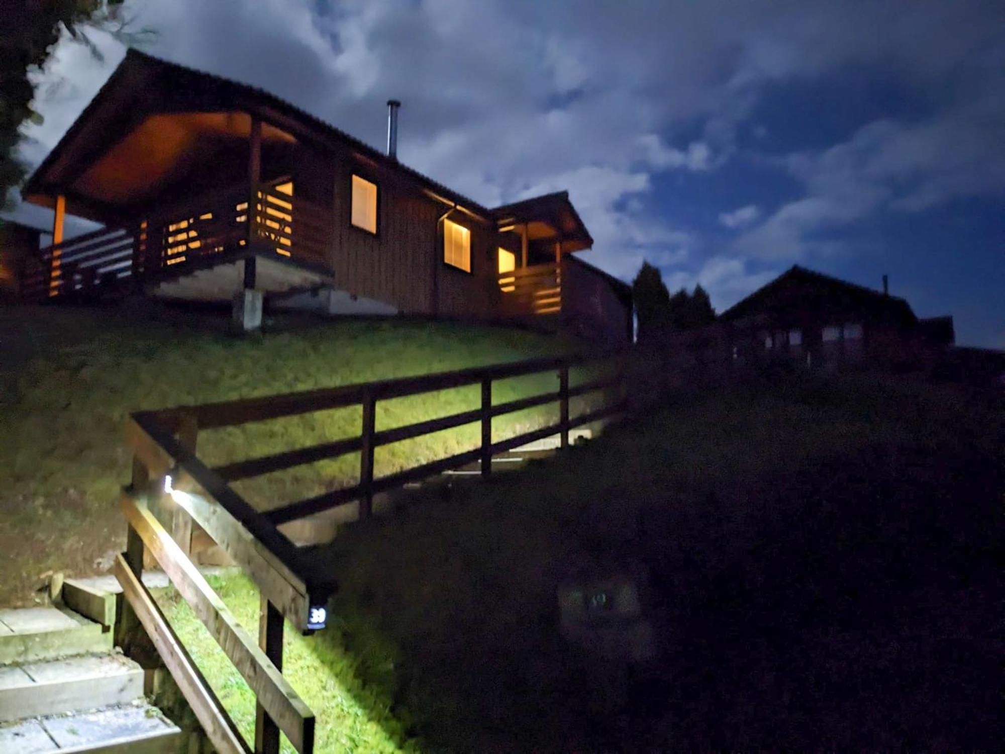 Sparrows Nest, Yanwath a dog friendly lodge only 10 minute drive to Lake Ullswater