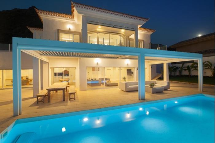 Villa Aqualuna