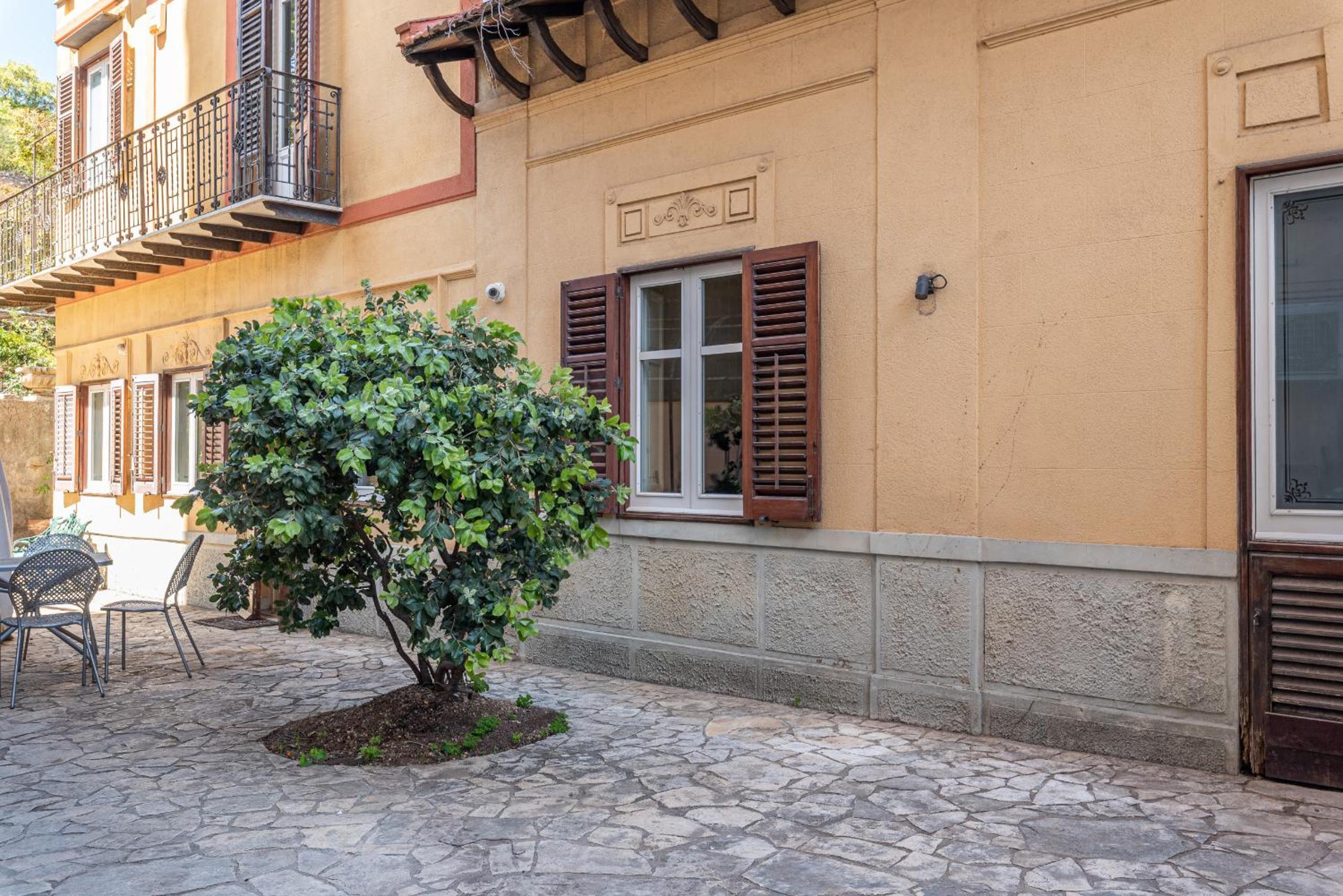 Villetta Mezzarancia all'Orto Botanico by Wonderful Italy photo 3