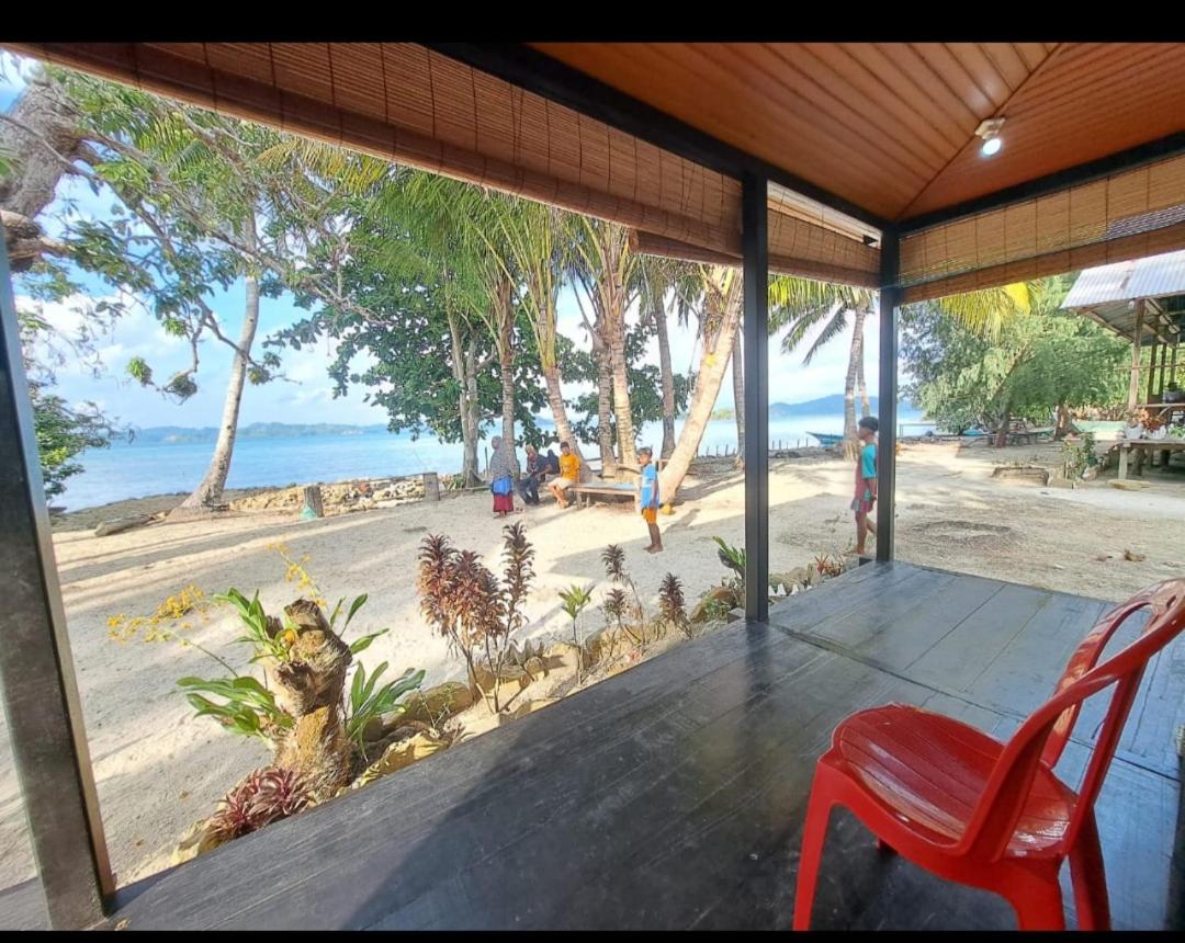 Misool Dayef Homestay