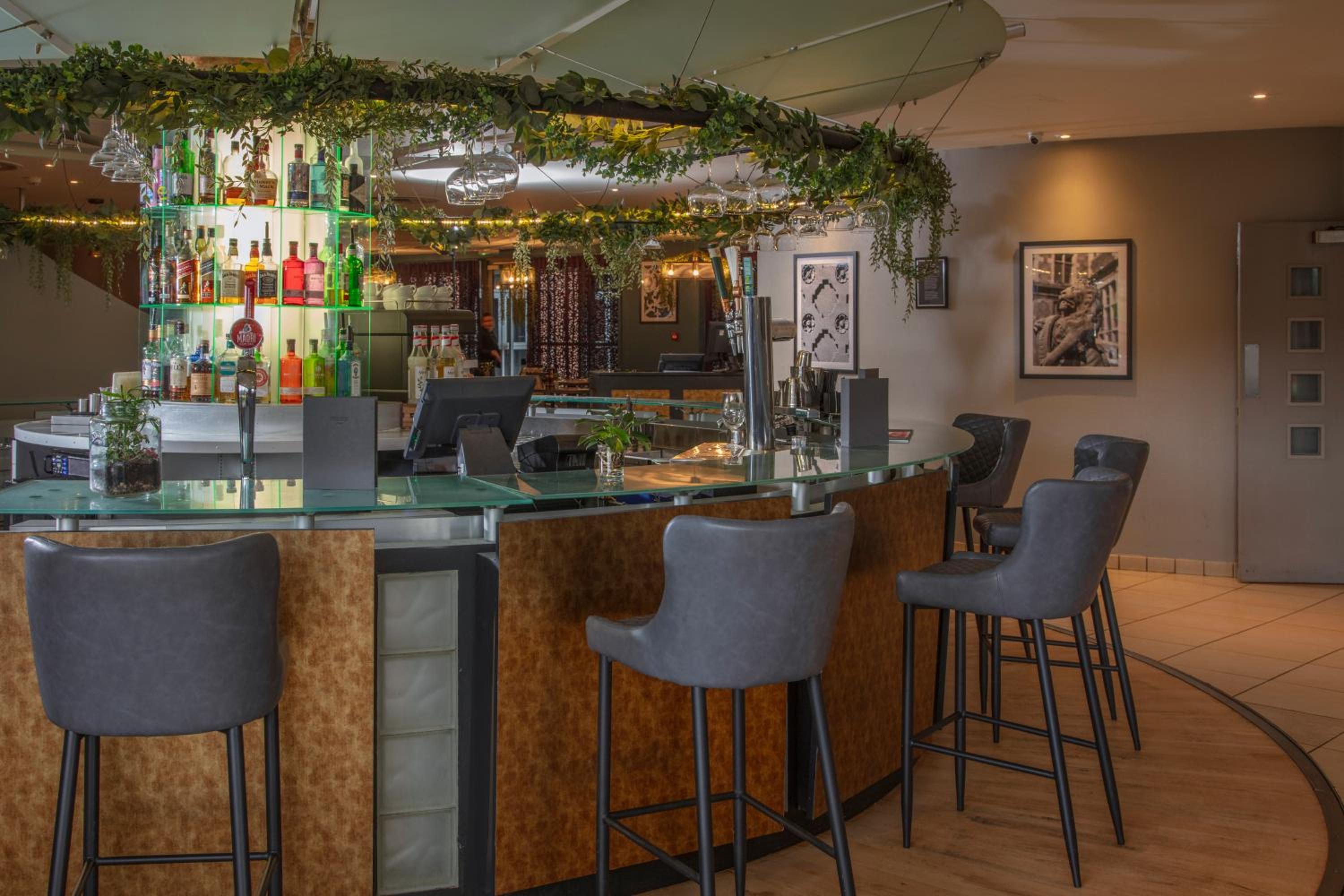 Crewe Vacations - Crewe Hall Hotel  Spa - Cheshire - Property Image 41