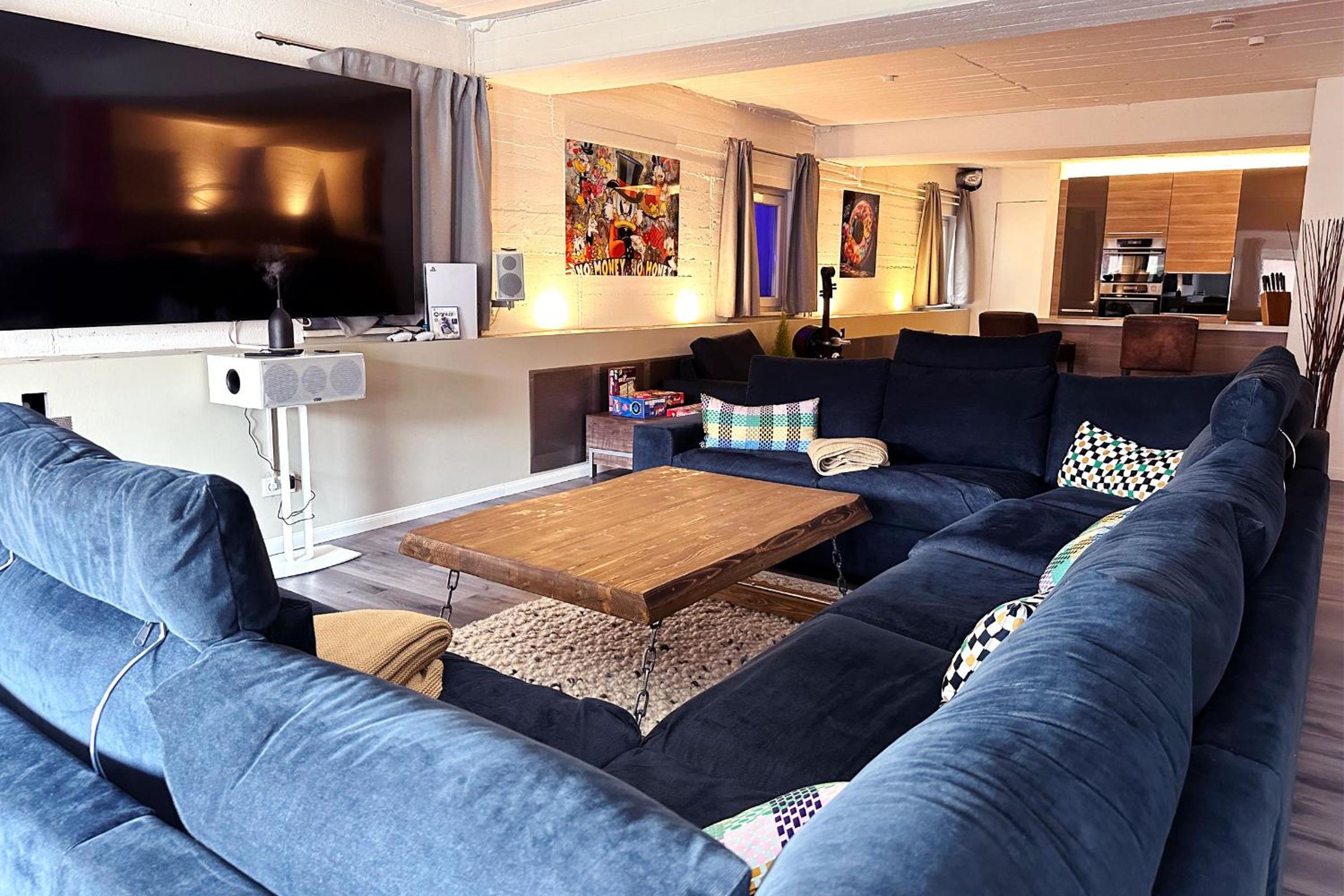 Exklusives Hafen-Appartement mit Whirlpool, mit Wasserblick, City-Nah & eigenem Parkplatz