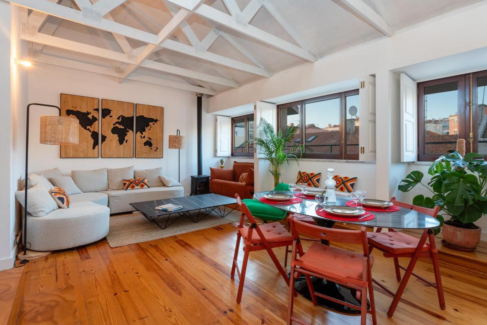 Luxurious Loft : Bridge-View Rooftop | By Airnest view 2