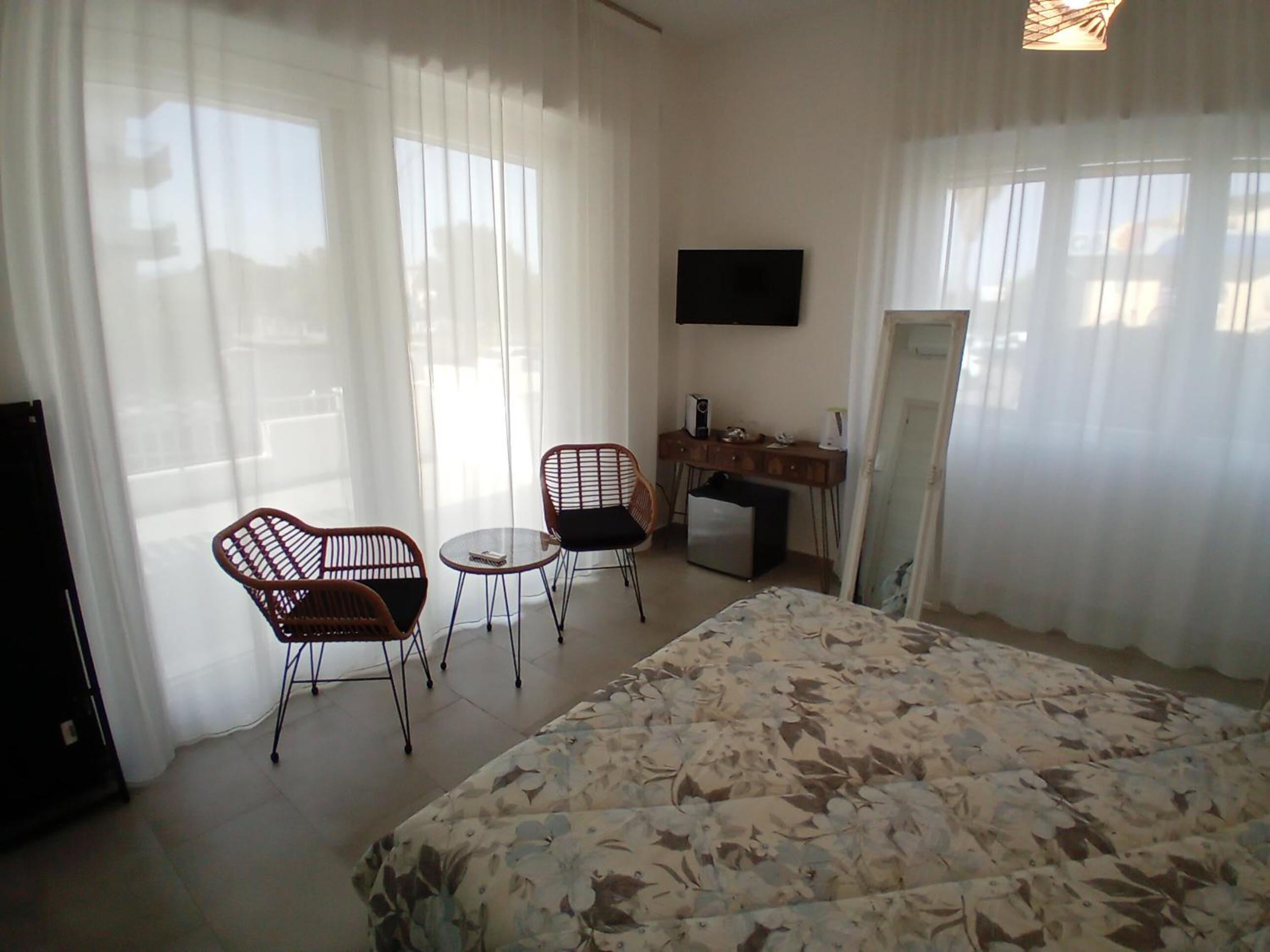 Photo 48