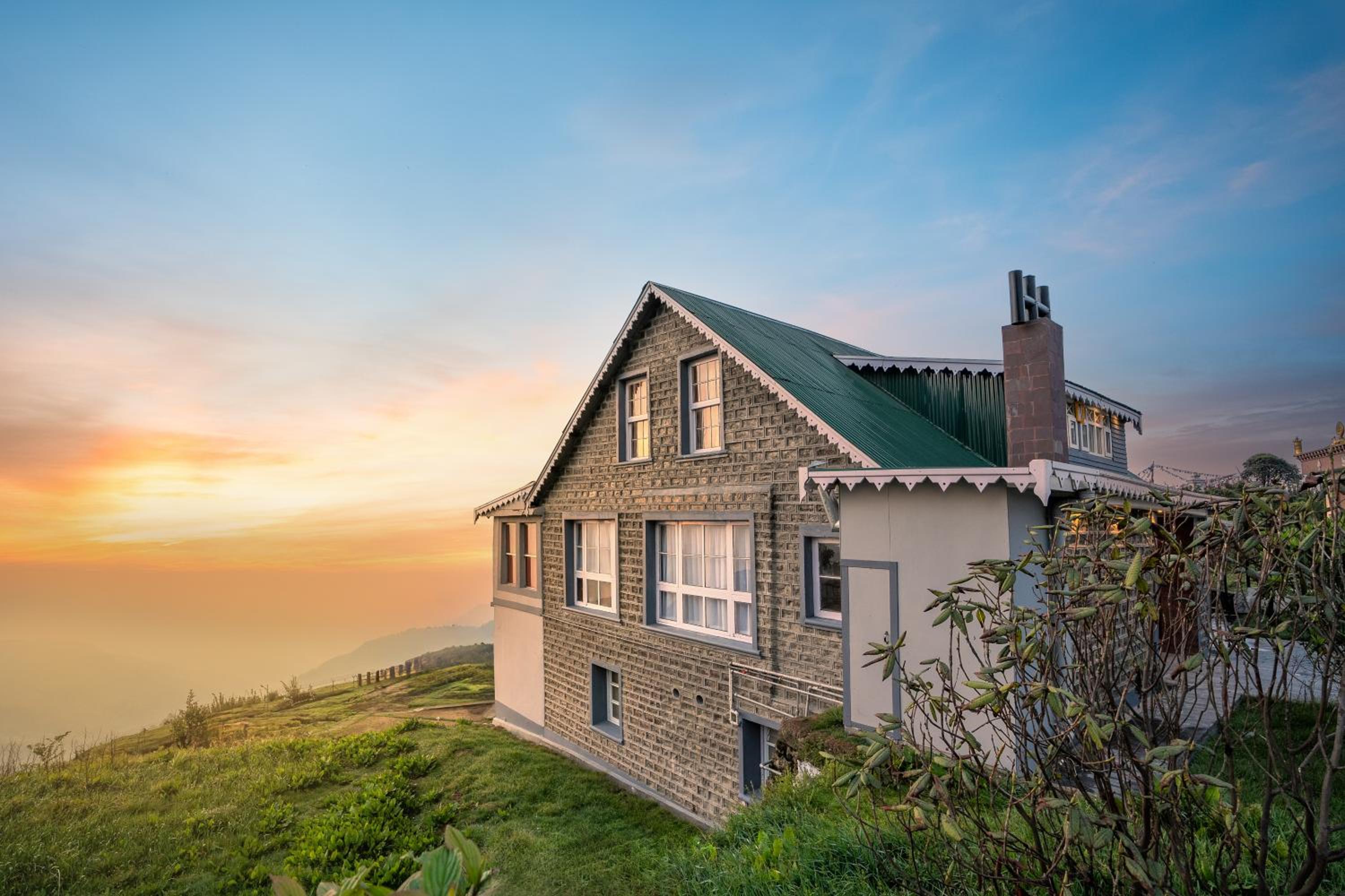 Poshtel, Meghma , Sandakphu view 3