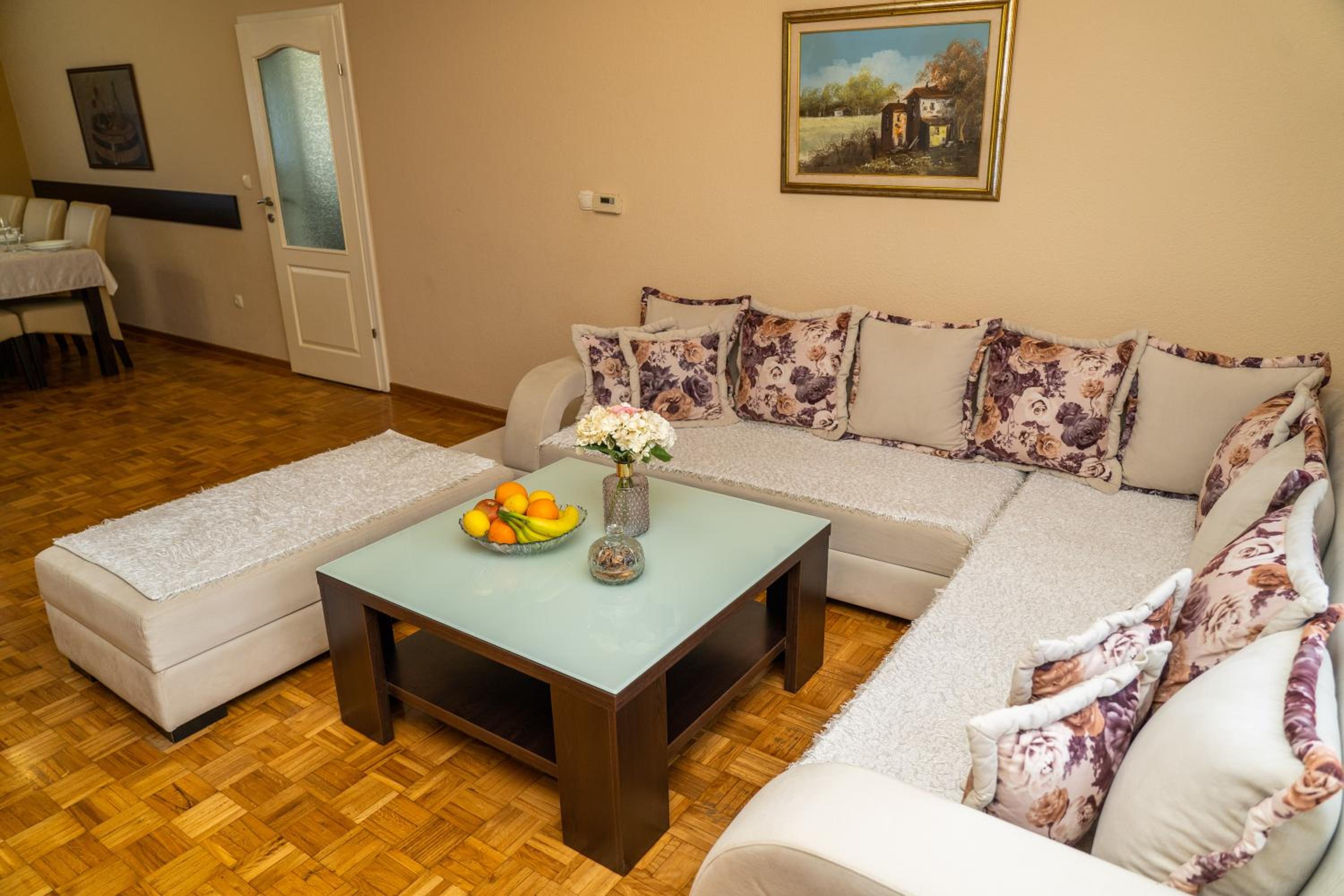 Holiday Home IFI
