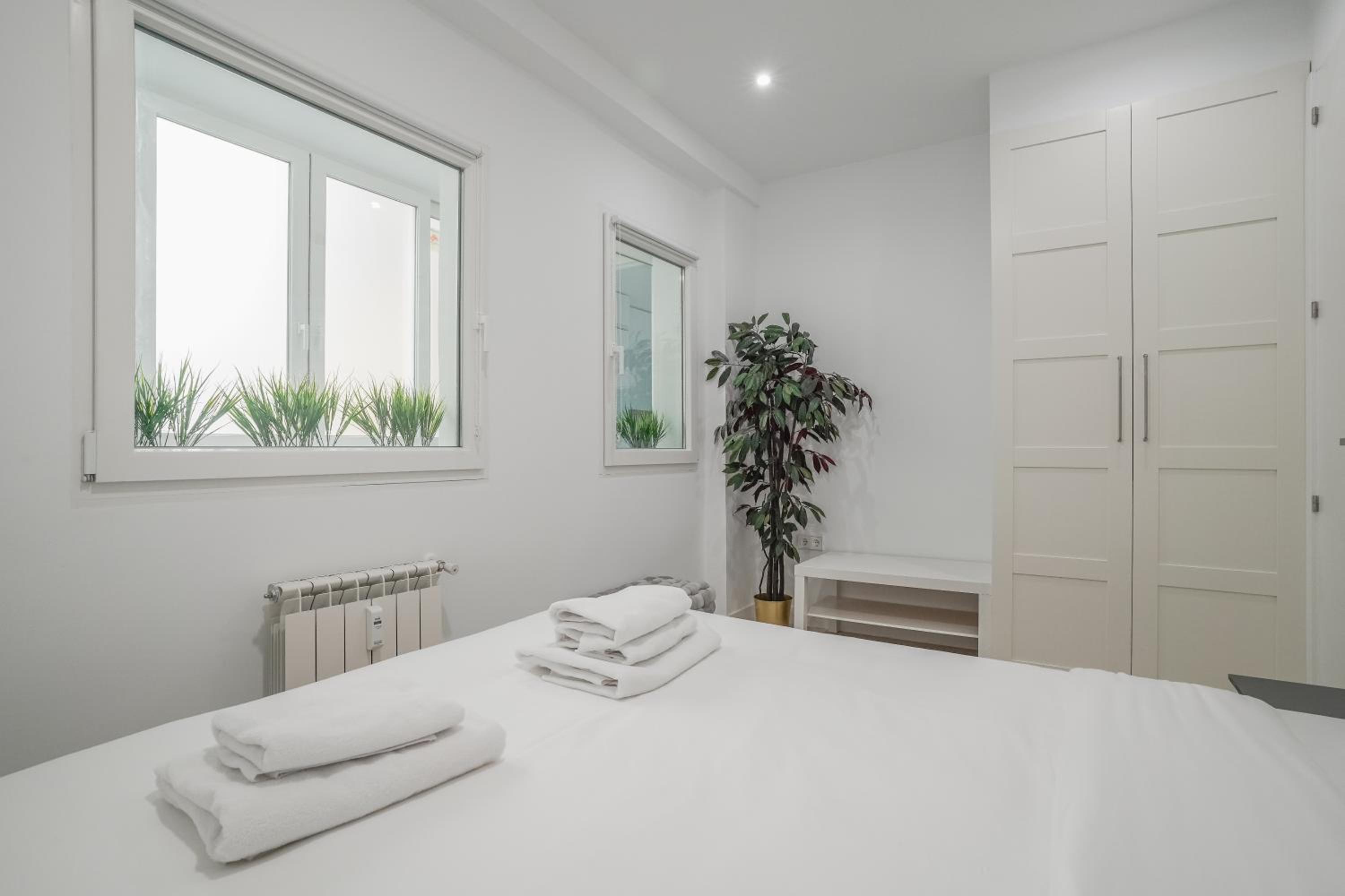 Madrid Vacations - Modern apartment-2Bedrooms 2Baths-Bernabeu - Property Image 18